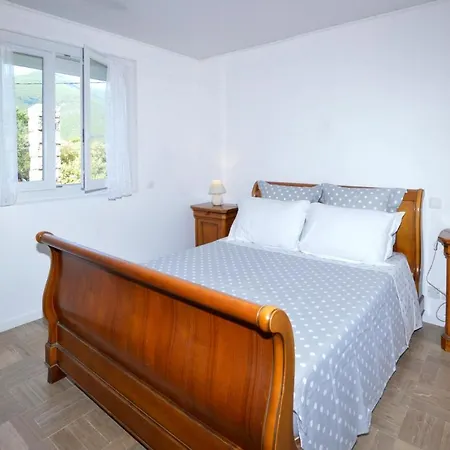 Nice In With 1 Bedrooms شقة Sisco