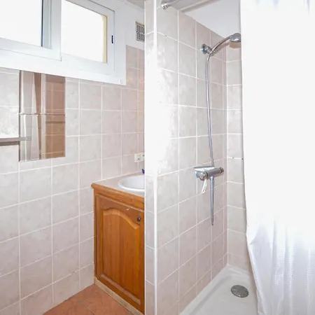 شقة Nice In With 1 Bedrooms Sisco